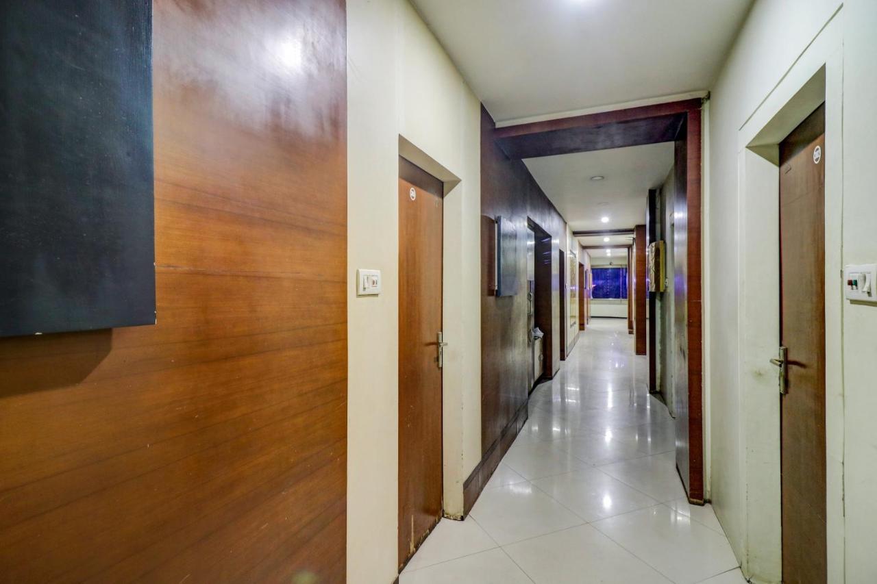 Oyo 61861 Hotel Dream Palace Durg Buitenkant foto
